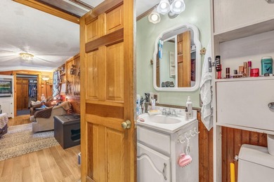 Charming coastal cottage in the heart of Spruce Head Village - photo 17