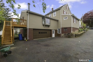 Welcome to 33 Colonial Road Unit 9, Stamford, CT 06906, with a - photo 4