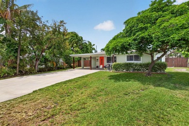 Clean, elegant, and meticulously maintained with a NEW ROOF - photo 45