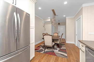 **SHORT SALE SUBJECT TO BANK APPROVAL** Welcome to this - photo 8