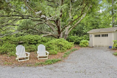 Red Fox Trail is a peaceful, private road lined by mature live - photo 10