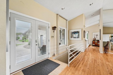 This soft contemporary home is situated on a quiet cul-de-sac - photo 14