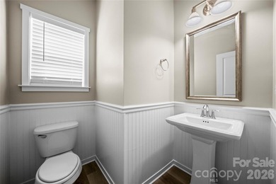 Beautifully maintained 5-bedroom, 3.5-bath home in the highly - photo 15