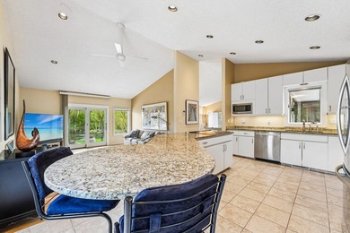 This soft contemporary home is situated on a quiet cul-de-sac - photo 17