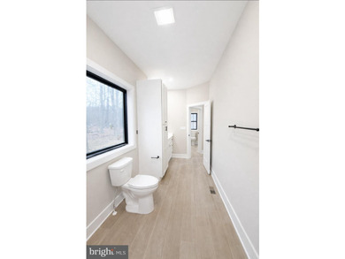Late summer delivery! This beautifully designed 4-bedroom, 3 - photo 18
