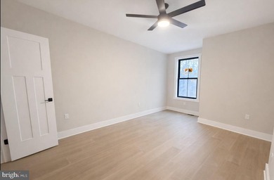 Late summer delivery! This beautifully designed 4-bedroom, 3 - photo 23