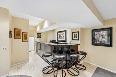 This soft contemporary home is situated on a quiet cul-de-sac - photo 28