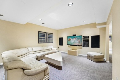 This soft contemporary home is situated on a quiet cul-de-sac - photo 30