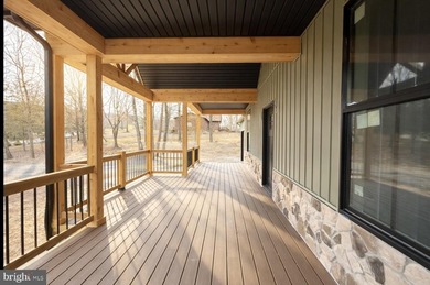 Late summer delivery! This beautifully designed 4-bedroom, 3 - photo 32