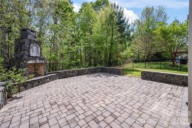 Beautifully maintained 5-bedroom, 3.5-bath home in the highly - photo 36