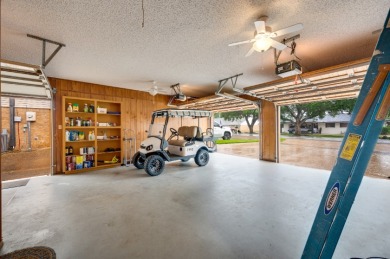 Lovely Waterfront Home with Boathouse on Lake Palestine - photo 32