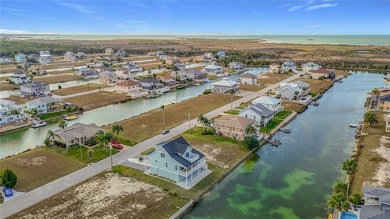 Exceptional waterfront new construction offering Gulf views from - photo 4