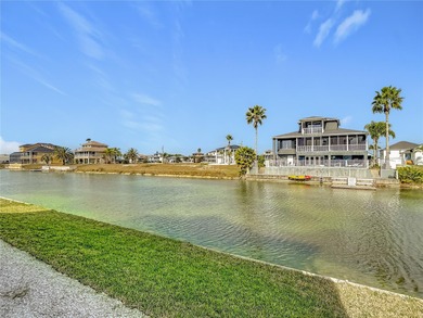 Exceptional waterfront new construction offering Gulf views from - photo 5