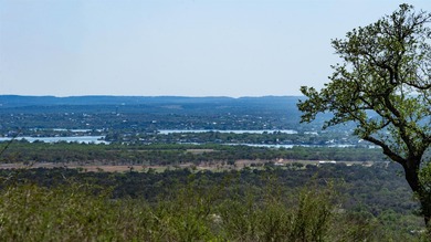 Lake LBJ Lot For Sale in Kingsland Texas