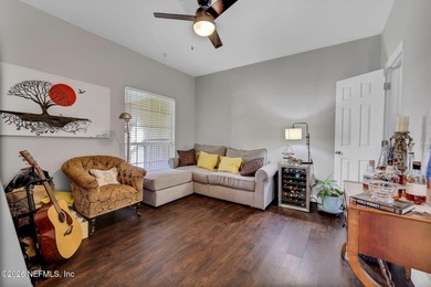 NOT your average condo! This rare 3/2 END UNIT in the Reserve at - photo 31