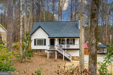 Lake Acworth Home Sale Pending in Acworth Georgia