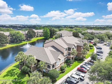 NOT your average condo! This rare 3/2 END UNIT in the Reserve at - photo 42