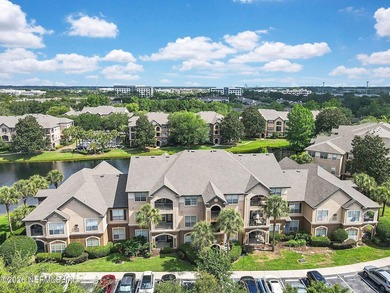 NOT your average condo! This rare 3/2 END UNIT in the Reserve at - photo 44