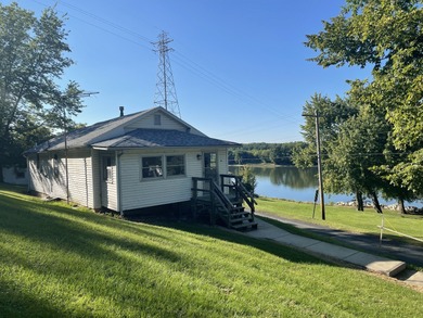 Illinois River Home For Sale in Oglesby Illinois