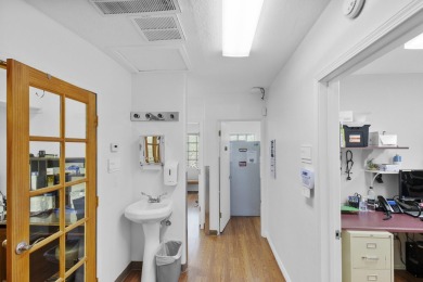 This commercial property offers a prime investment opportunity