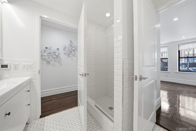 A newly gut-renovated boutique condominium offering - photo 9