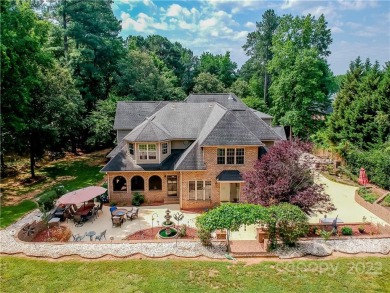 Lake Norman Home For Sale in Mooresville North Carolina