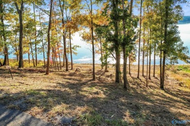 Lake Lot For Sale in Guntersville, Alabama