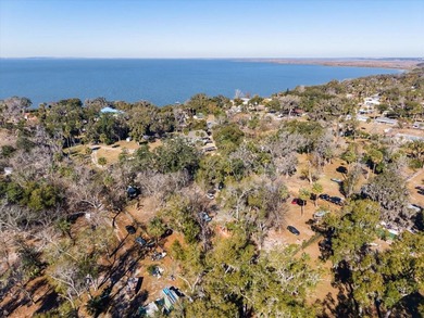 Welcome to your own piece of paradise across from Lake Apopka - photo 6