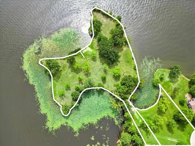 Introducing the exclusive crown jewel of Park Lake, known as - photo 22