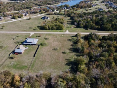 Lake Acreage For Sale in Corsicana, Texas