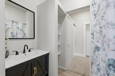 Historic charm meets modern convenience in this unique property - photo 6