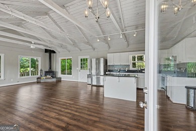 Stunning Mountain Retreat with Panoramic Views & Spacious - photo 11