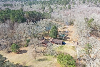 Private location. Nice home that needs some love. Over 47 acres - photo 15