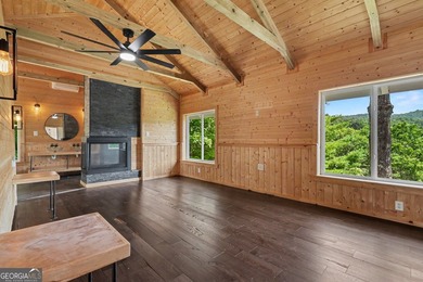 Stunning Mountain Retreat with Panoramic Views & Spacious - photo 23