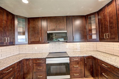 Experience breathtaking, unobstructed panoramic views of the - photo 8