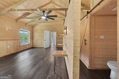 Stunning Mountain Retreat with Panoramic Views & Spacious - photo 32
