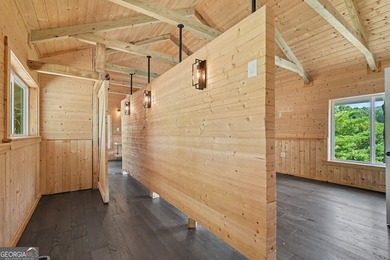 Stunning Mountain Retreat with Panoramic Views & Spacious - photo 33