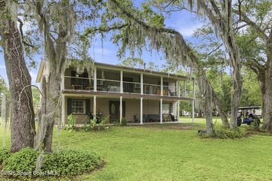 Discover the perfect blend of space, privacy, and opportunity - photo 1