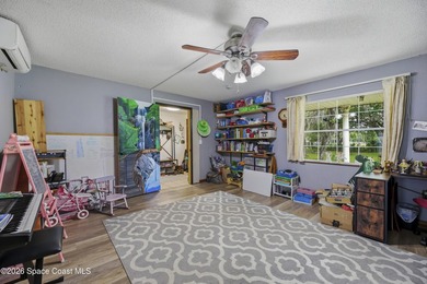 Discover the perfect blend of space, privacy, and opportunity - photo 6