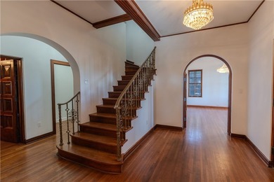 Stunning Historical Estate with Bay Views. Step into history - photo 6
