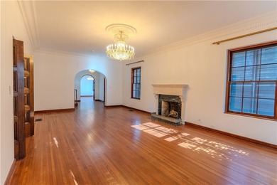 Stunning Historical Estate with Bay Views. Step into history - photo 7