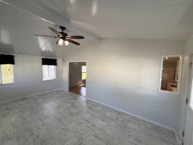 Seller offering FREE LOT RENT FOR 3 MONTHS AND GOLF CART WITH - photo 12