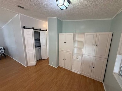 Seller offering FREE LOT RENT FOR 3 MONTHS AND GOLF CART WITH - photo 16
