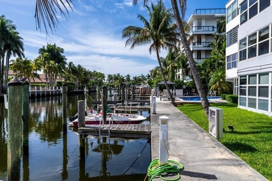 Waterfront 2BR residence in a boutique Las Olas Isles building - photo 19