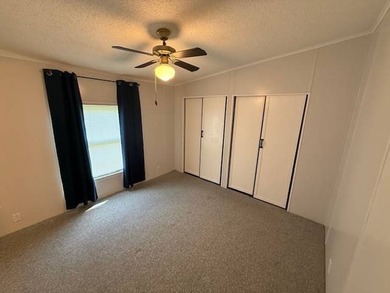 Seller offering FREE LOT RENT FOR 3 MONTHS AND GOLF CART WITH - photo 20