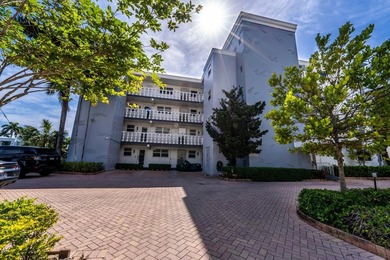 Waterfront 2BR residence in a boutique Las Olas Isles building - photo 28