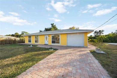 Northport Waterway Lakes and Canals Home For Sale in North Port Florida
