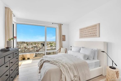Beach One Sixteen is proud to present Penthouse F which spans 1 - photo 10