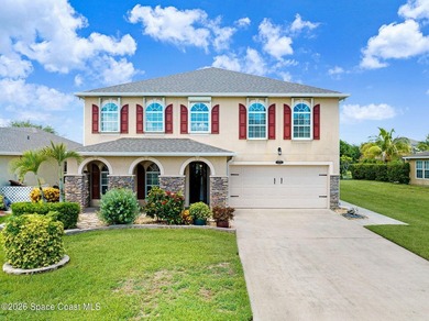 Enjoy your private backyard oasis centered on lake w/enclosed - photo 1