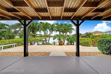 Enjoy your private backyard oasis centered on lake w/enclosed - photo 5